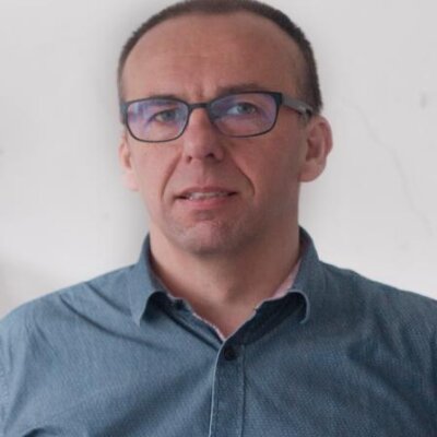Tom De Herdt  ; null